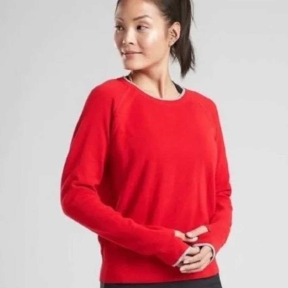 Athleta North Point Sweater with thumb holes, size medium.